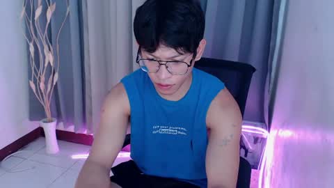 Snapshot of pinkcock_froi chatting on 06/10/26, 03:39 froi online show from 06/10/26, 03:39
