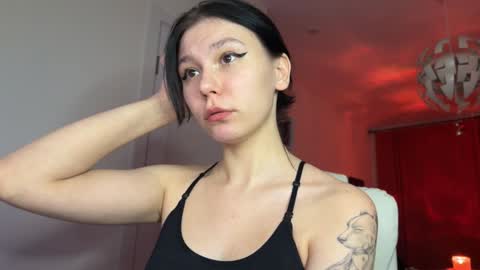 pinkdollylovv online show from 02/02/25, 09:45