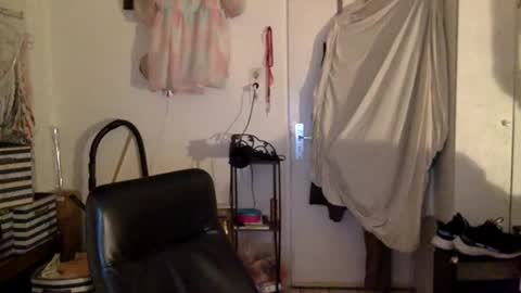 Snapshot of pinkfag chatting on 02/13/25, 07:42 pinkfag online show from 02/13/25, 07:42