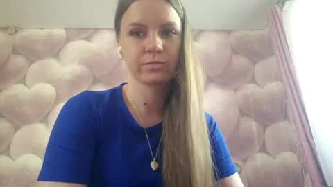 Snapshot of pinkiesadlier chatting on 05/19/26, 06:20 Lola online show from 05/19/26, 06:20