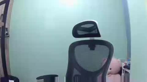 Hi  its me shine  online show from 05/13/26, 03:09