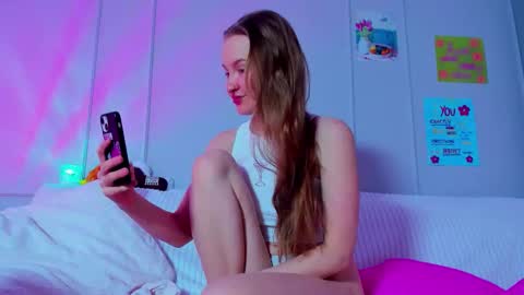 Mila online show from 02/22/26, 08:13