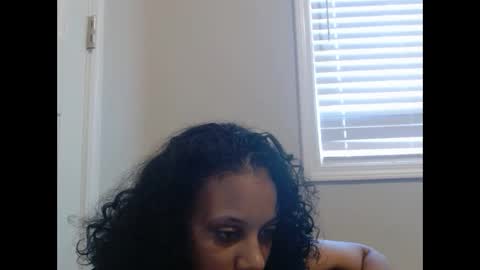 Snapshot of pinkmonae chatting on 12/29/24, 07:32 pinksugar online show from 12/29/24, 07:32