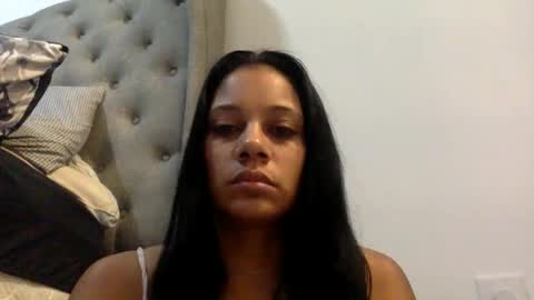 Snapshot of pinkmonae chatting on 12/17/25, 10:38 pinksugar online show from 12/17/25, 10:38