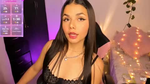 Snapshot of pinkpantherr_ chatting on 12/23/24, 12:25 Sarah .. online show from 12/23/24, 12:25