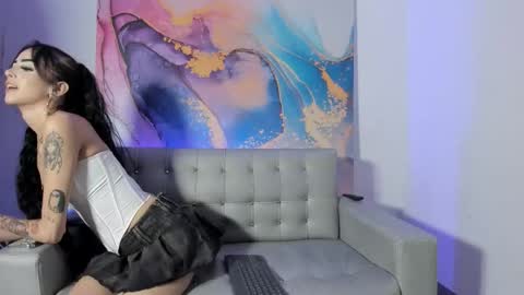 pinksmile_1 online show from 12/21/25, 01:24