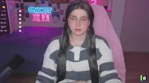 Snapshot of pinkvenom_ chatting on 07/04/26, 06:03 pinkvenom_ online show from 07/04/26, 06:03