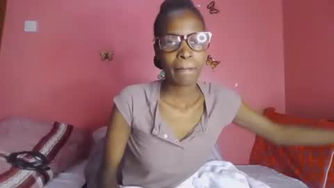 pinky_cockoo online show from 05/10/26, 03:12