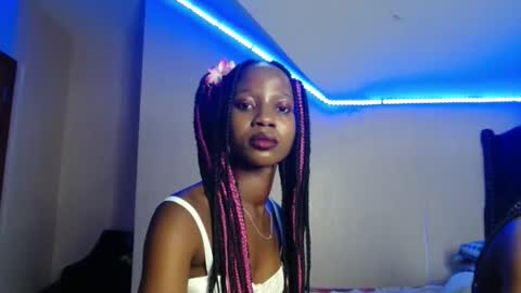 Pinky online show from 11/28/25, 03:36