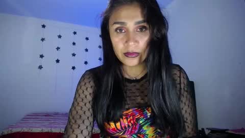 Snapshot of pinky_pinky_ chatting on 01/23/25, 11:36 VIOLETA LOPEZ online show from 01/23/25, 11:36