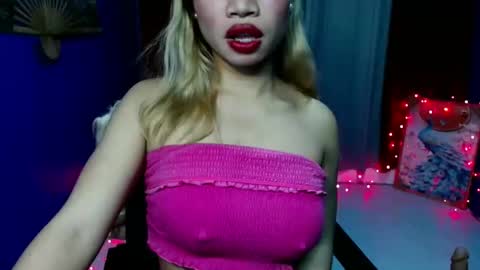 Snapshot of pinky_pussybobby69 chatting on 10/07/25, 05:10 Tina online show from 10/07/25, 05:10