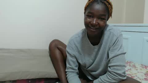 Snapshot of pinnacle_ chatting on 04/24/26, 09:56 zenah online show from 04/24/26, 09:56