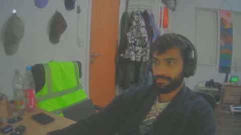 Yash online show from 01/18/25, 01:19