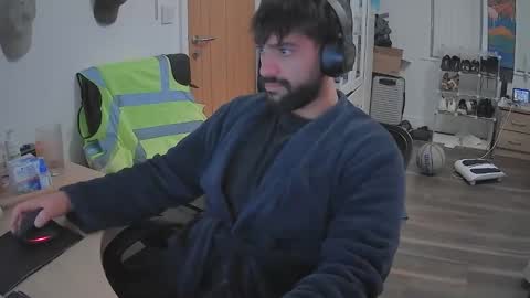 Yash online show from 01/26/25, 06:37