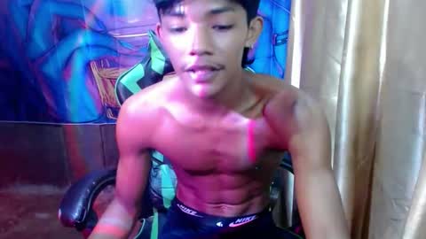 pinoy_cuteboy69 online show from 03/19/26, 04:33