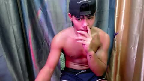 pinoy_fuckboy69 online show from 05/05/26, 04:26