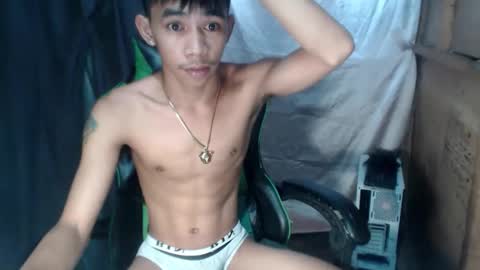 Snapshot of pinoy_oyd69 chatting on 05/29/26, 02:31 pinoy_oyd69 online show from 05/29/26, 02:31