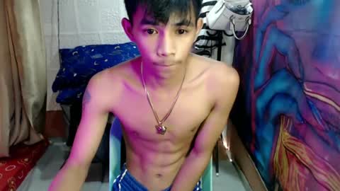 Snapshot of pinoy_oyd69 chatting on 06/19/26, 05:45 pinoy_oyd69 online show from 06/19/26, 05:45