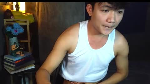 Snapshot of pinoy_petitehugecock chatting on 02/01/26, 02:04 alex online show from 02/01/26, 02:04