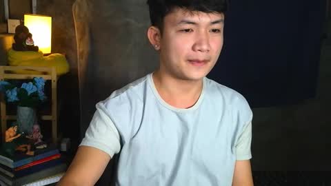 Snapshot of pinoy_petitehugecock chatting on 03/09/26, 12:53 alex online show from 03/09/26, 12:53