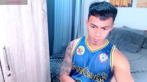 Snapshot of pinoymilker chatting on 04/08/26, 05:07 ethan online show from 04/08/26, 05:07