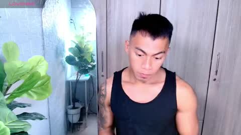 Snapshot of pinoymilker chatting on 04/16/26, 03:07 ethan online show from 04/16/26, 03:07