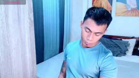 Snapshot of pinoymilker chatting on 05/01/26, 02:21 ethan online show from 05/01/26, 02:21