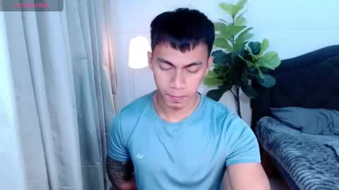 Snapshot of pinoymilker chatting on 06/22/26, 02:35 ethan online show from 06/22/26, 02:35