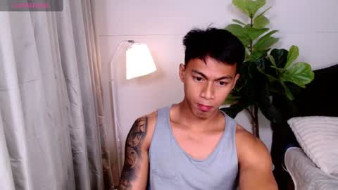 Snapshot of pinoymilker chatting on 07/08/26, 04:33 ethan online show from 07/08/26, 04:33