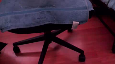 Snapshot of pip10 chatting on 10/09/25, 06:06 pip10 online show from 10/09/25, 06:06