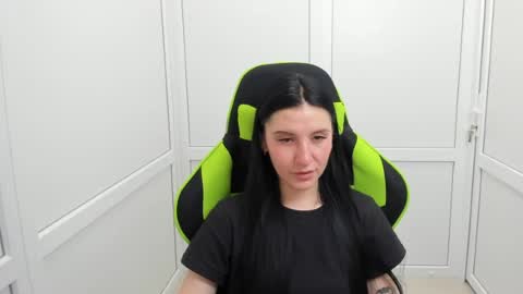 Snapshot of piper_smilee chatting on 06/12/26, 03:55 Piper online show from 06/12/26, 03:55