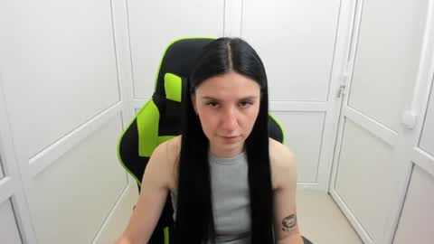 Snapshot of piper_smilee chatting on 06/15/26, 01:13 Piper online show from 06/15/26, 01:13