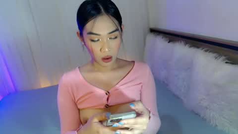 Ari online show from 01/08/25, 05:27