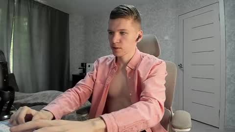 Pierre online show from 04/29/26, 07:45