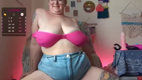 Em online show from 02/04/25, 09:20