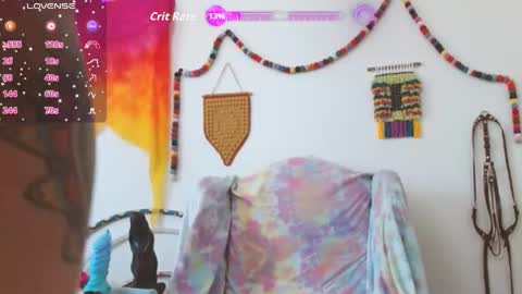 Snapshot of pisces_princess_ chatting on 06/05/26, 10:59 Em online show from 06/05/26, 10:59