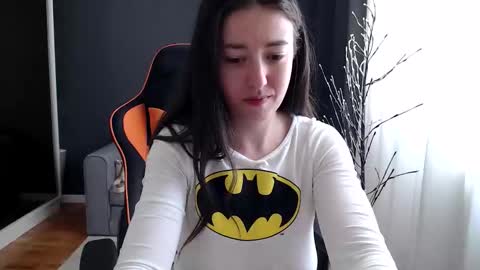 piscesgirl06 online show from 04/16/26, 05:19