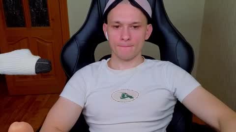 STRONGBEAUTY online show from 12/31/24, 02:08