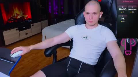 STRONGBEAUTY online show from 01/03/25, 06:22