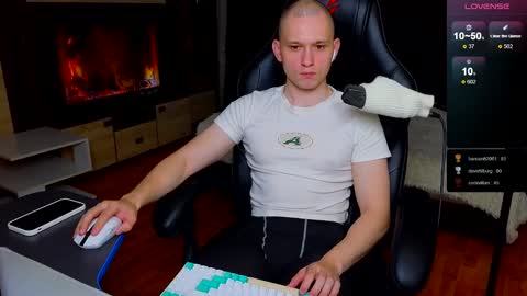 STRONGBEAUTY online show from 01/25/25, 01:30