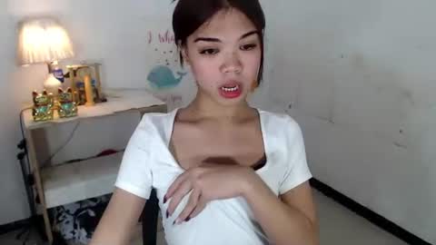 The Girl Named Eyve online show from 11/16/25, 03:12