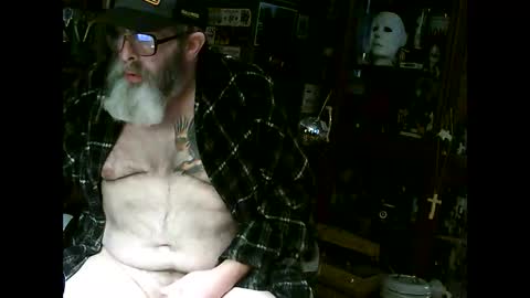 Snapshot of pitman1 chatting on 03/12/25, 12:57 PitMan1 online show from 03/12/25, 12:57