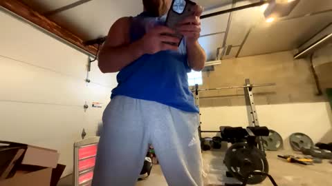 Snapshot of pitt821 chatting on 02/12/26, 09:10 Mike online show from 02/12/26, 09:10