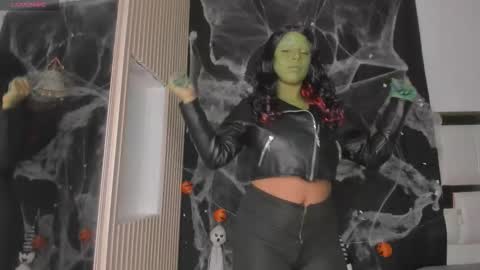 PittAndLunaa69 online show from 10/30/25, 01:34