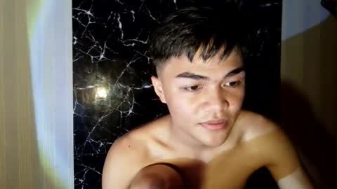 Snapshot of pixie_hugecock chatting on 06/17/26, 02:51 jay online show from 06/17/26, 02:51
