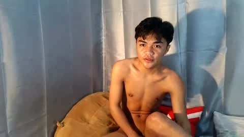 Snapshot of pixie_hugecock chatting on 07/23/26, 02:20 jay online show from 07/23/26, 02:20