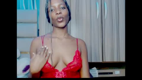 Ella online show from 06/24/26, 06:23