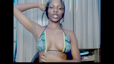 Ella online show from 06/27/26, 01:50