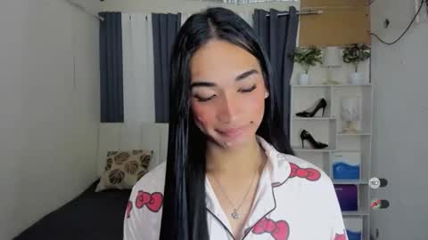 Snapshot of pixiedoll_ chatting on 02/10/26, 05:28 pixiedoll_ online show from 02/10/26, 05:28