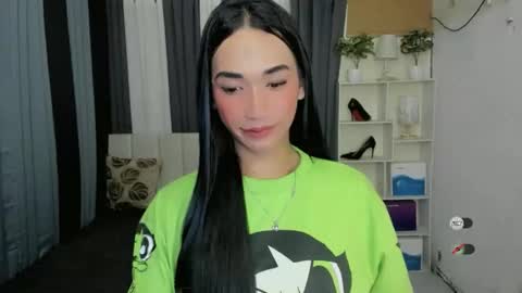 Snapshot of pixiedoll_ chatting on 02/17/26, 05:59 pixiedoll_ online show from 02/17/26, 05:59